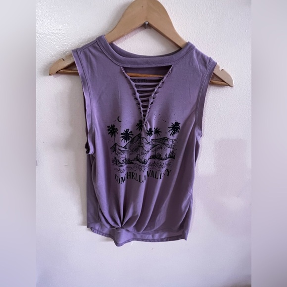 🌺 Like New Coachella Valley T-Shirt LADIES  GOLD‎ RUSH XS  T- SHIRT - Picture 2 of 9